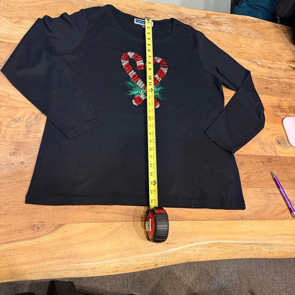 🔥FINAL•DEAL🔥 Karen Scott Black Long Sleeve Top with Candy Cane Design - Picture 5 of 9